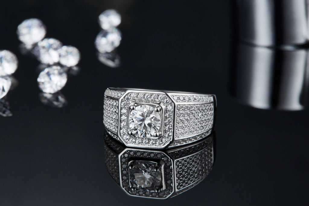 Men's 1-carat Luxury And Fashionable Light Luxury Jewelry Silver Ring Set With Top-quality Moissanite, S925 Silver-plated Platinum