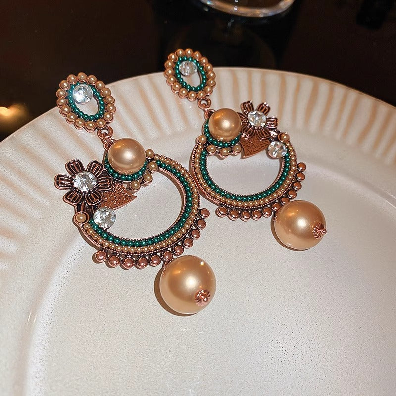 Retro Exaggerated Diamond Studded Pearl Oval Flower Earrings