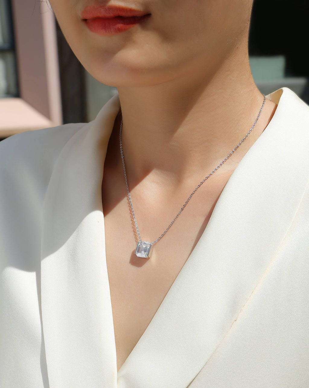 The Brilliance In A Small Space - A Fashionable And Trendy Necklace Pendant Set With Top-quality Moissanite S925 Silver And Platinum-plated Gold Can Be Tested With A Diamond Pen