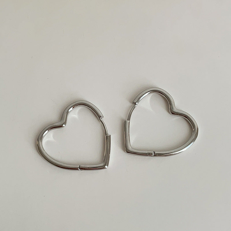 Simple, Versatile Plain Hoop Heart Earrings For Women