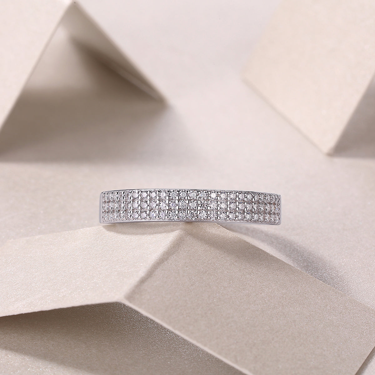 Dancing Gracefully - A Wedding Ring Set With Top-quality Moissanite S925 Silver And Platinum-plated Diamond. The Ring Can Be Tested With A Diamond Pen In Yellow Gold And Rose Gold