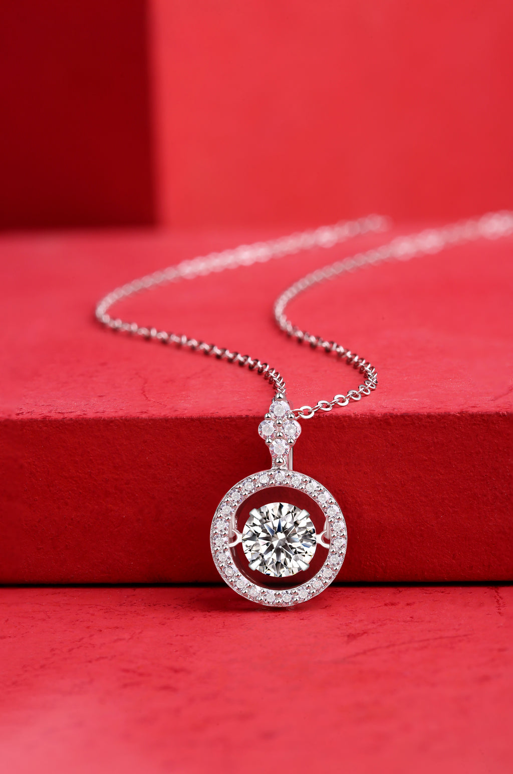 Touch - A Fashionable And Trendy Necklace Pendant Set With 1-carat Top-quality Moissanite S925 In Silver And Platinum Plating Can Be Tested With A Diamond Pen