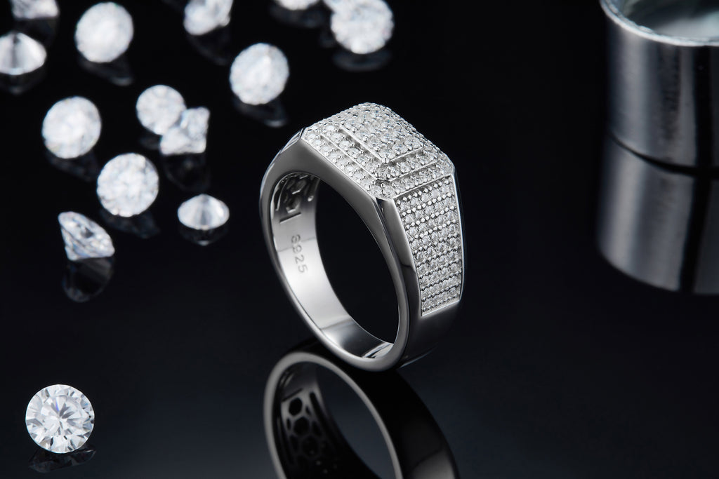 Men's Luxury And Fashionable Light Luxury Jewelry Silver Ring S925 Silver-plated Platinum Set With Top-quality Moissanite