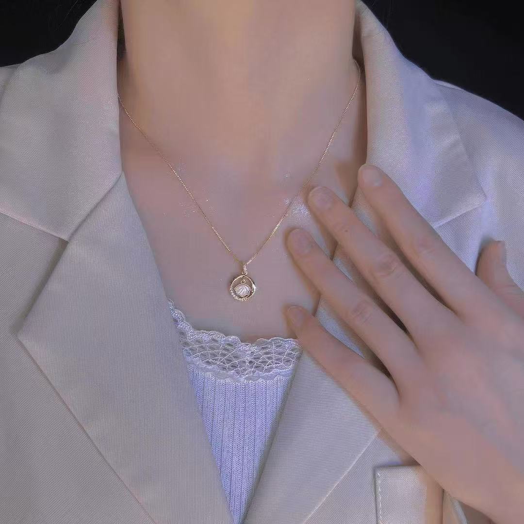 Affordable Luxury Versatile Shell Pendant Necklace