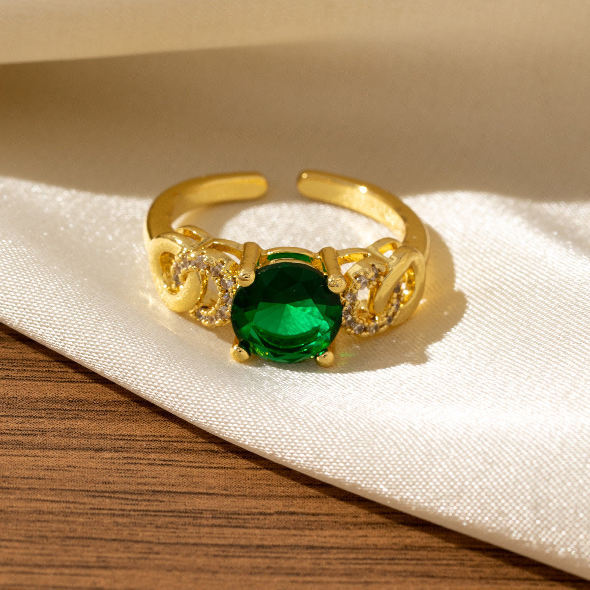 Vintage Emerald-look Diamond Ring