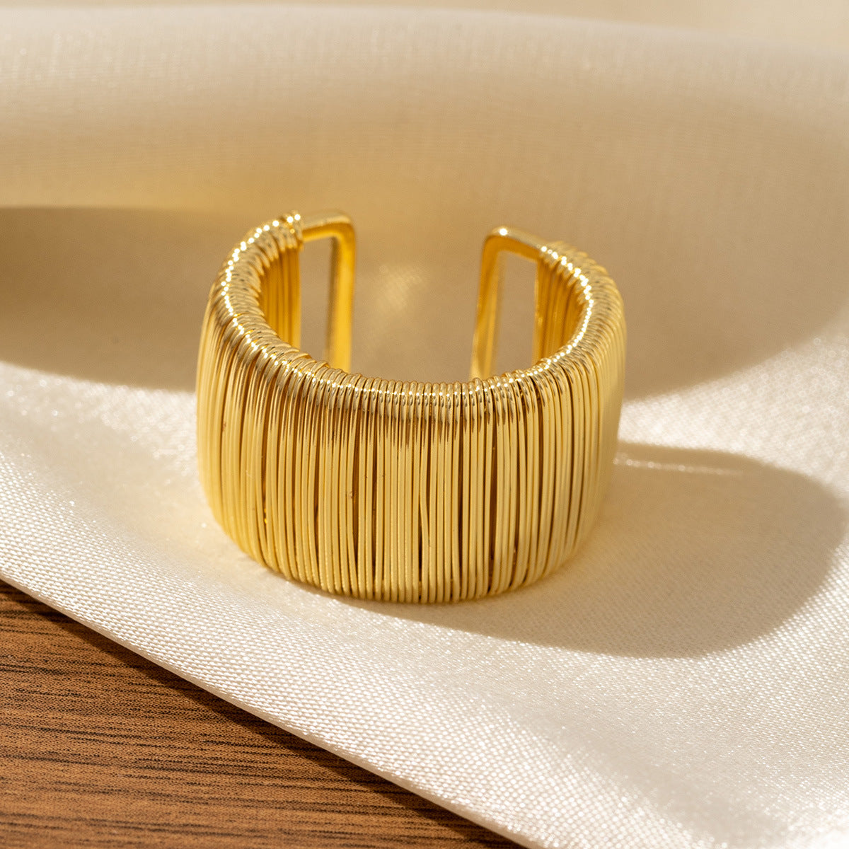 New Metallic-style Personalized Open Ring