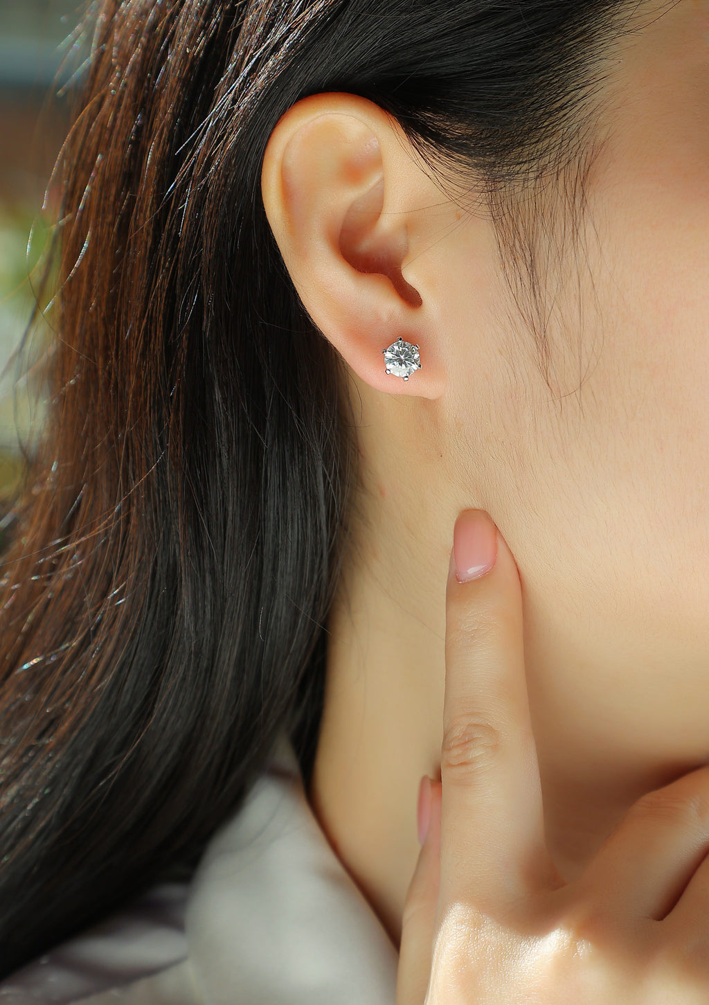 Quiet - Set With 1-carat Top-quality Moissanite S925 Silver And Platinum-plated Stud Earrings, A Fashionable And Trendy Accessory That Can Be Tested With A Diamond Pen