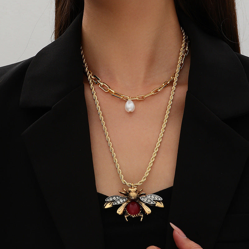 Retro Insect Water Drop And Animal Necklace With A Niche High-End Vibe