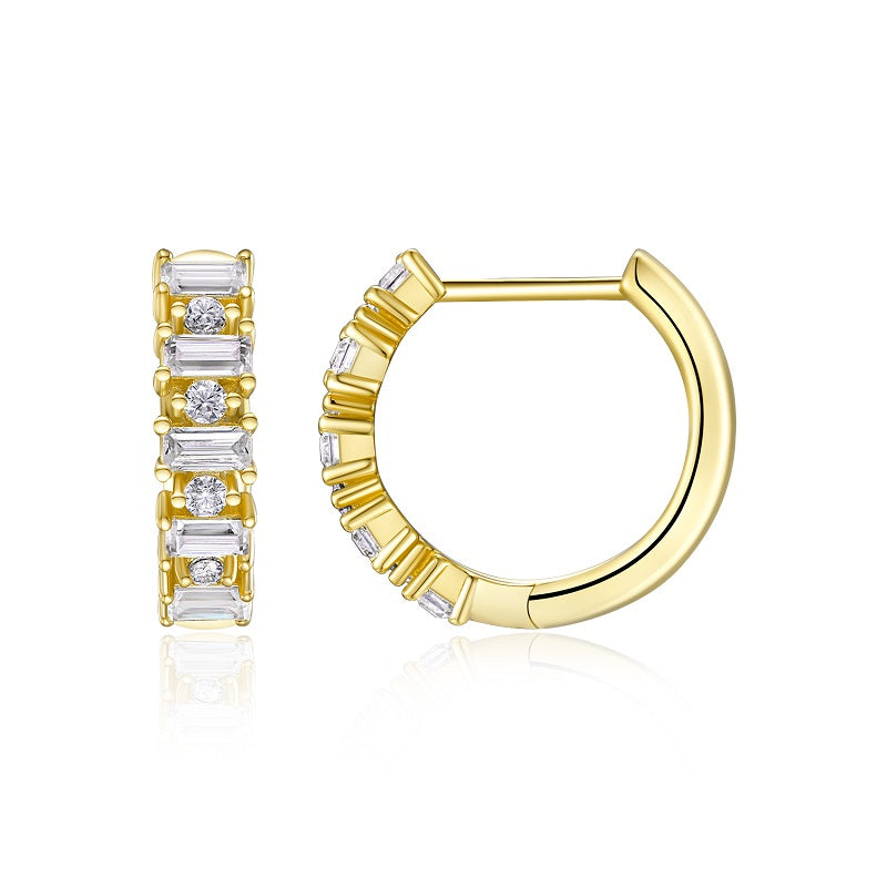 Top-quality Moissanite Luxury And Fashionable Light Luxury Jewelry Silver Stud Earrings S925 Silver Electroplated Gold