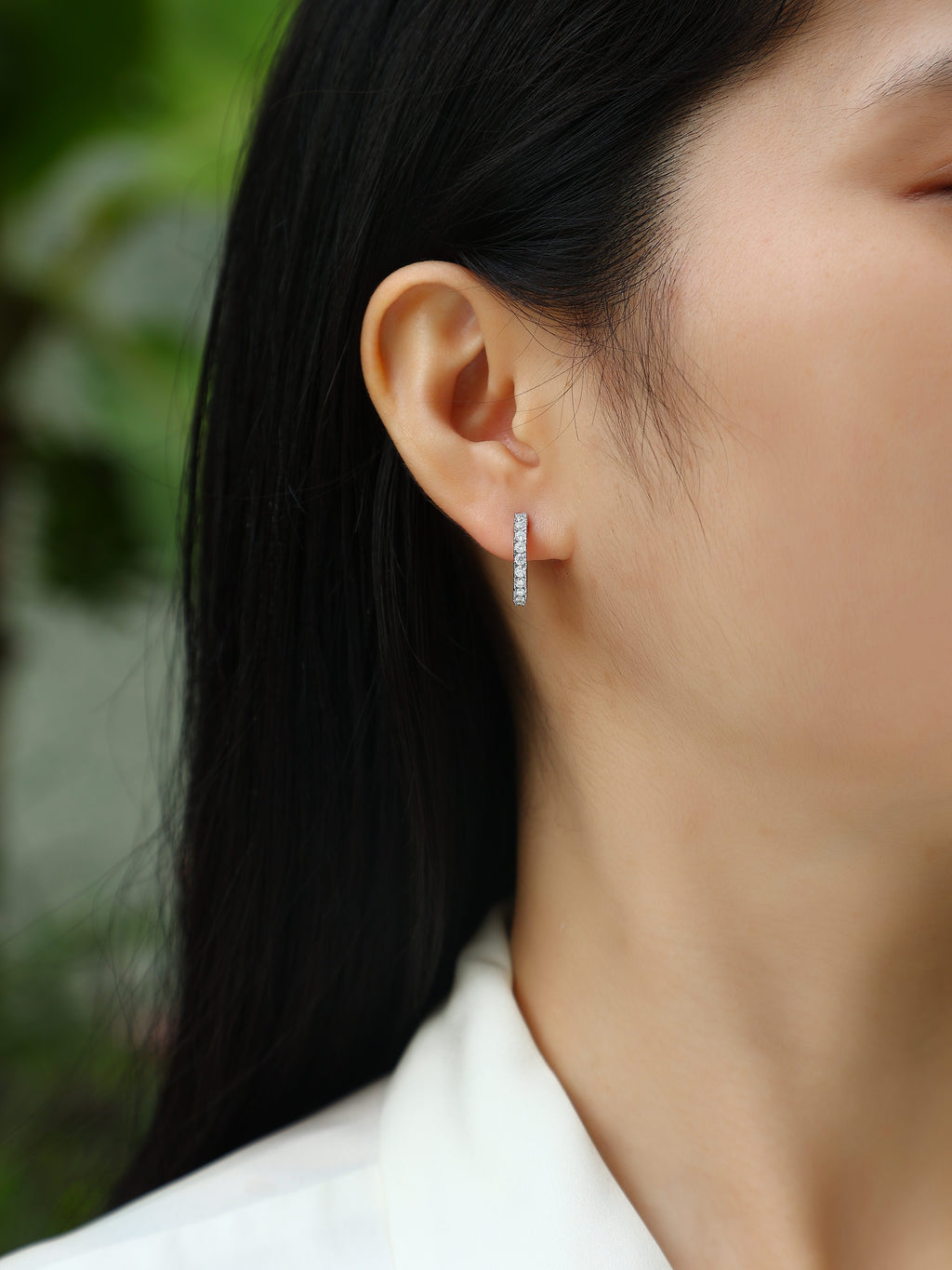 Modern Guide - Premium Moissanite Luxury Fashion Light Luxury Jewelry Silver Stud Earrings S925 Silver Plated Platinum