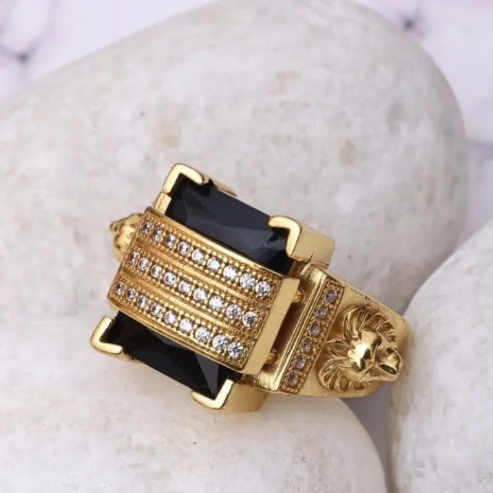 Mens Gold-plated Ring Inlaid With Black Diamonds