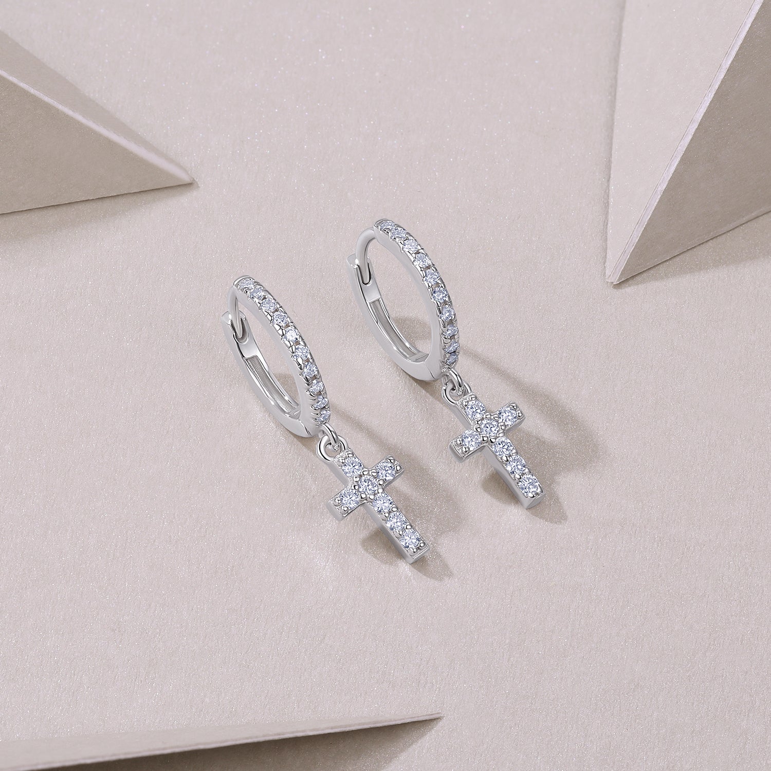 Top-quality Moissanite Luxury And Fashionable Light Luxury Jewelry Silver Stud Earrings S925 Silver Plated Platinum
