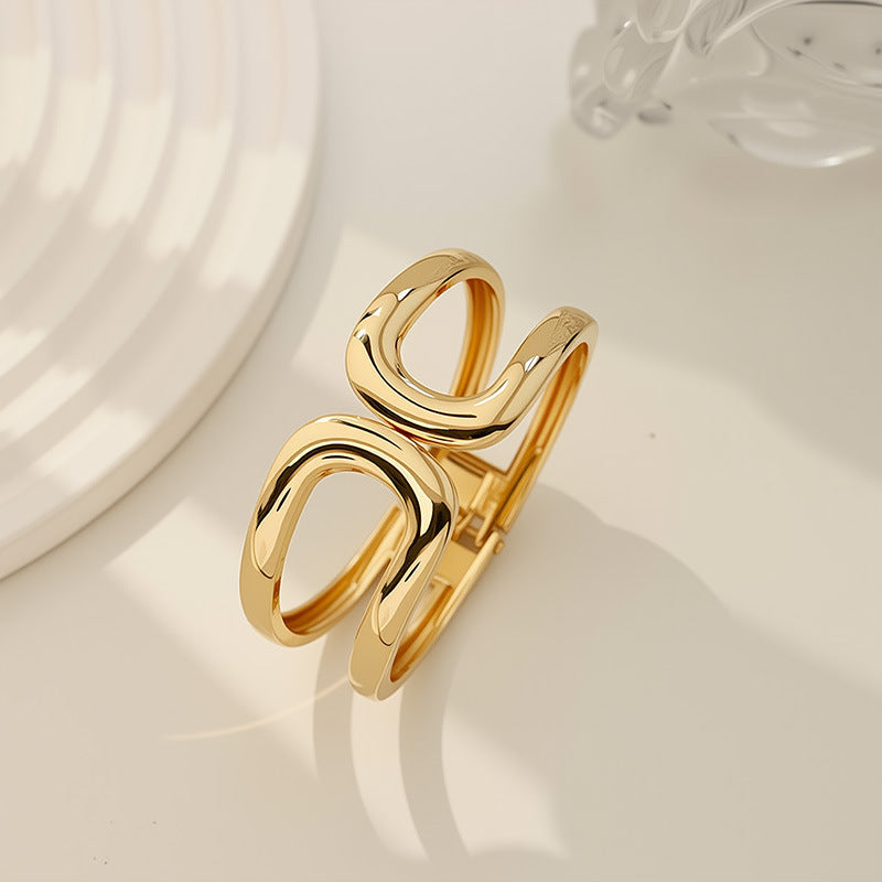 Womens Fashionable Textured Irregular-Mirror Bracelet