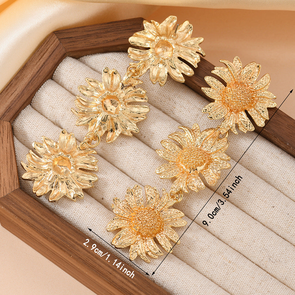 Trendy Irregular And Bold Flower Earrings From Europe And The US