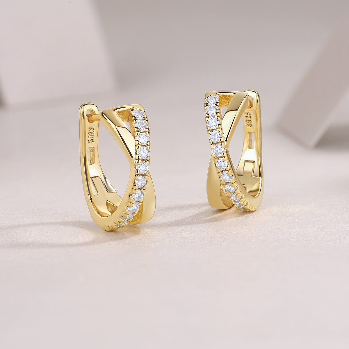 Dance Of The Dream - Premium Moissanite Luxury Fashion Light Luxury Jewelry Silver Stud Earrings S925 Silver Electroplated Gold