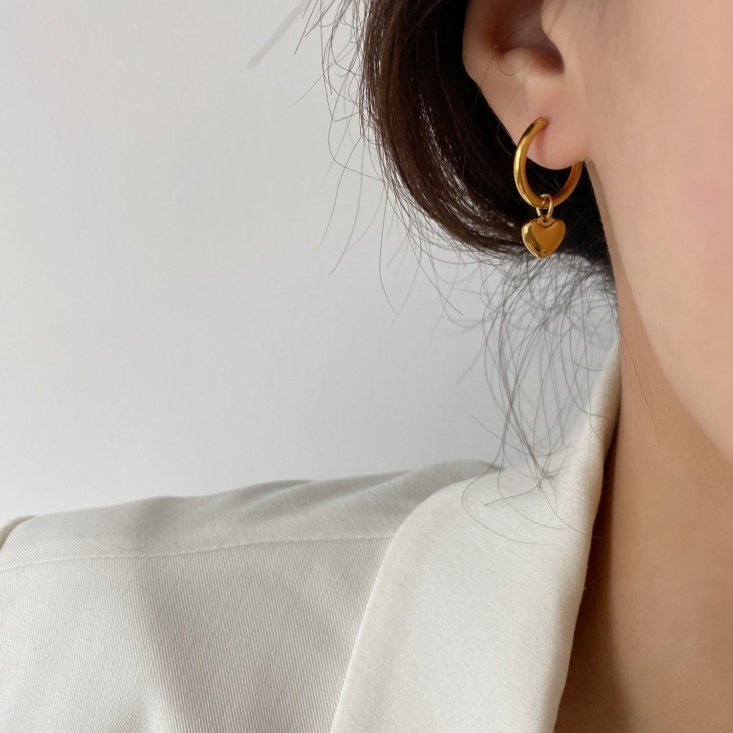 Girls Gold-colored Non-fading Heart Earrings