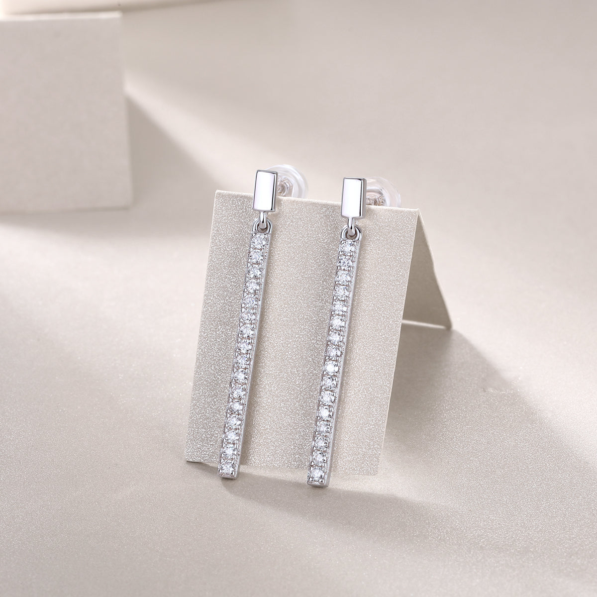 Dynamic - Earrings Set With Top-quality Moissanite S925, Silver And Platinum-plated Stud Earrings, A Fashionable And Trendy Accessory That Can Be Tested With A Diamond Pen