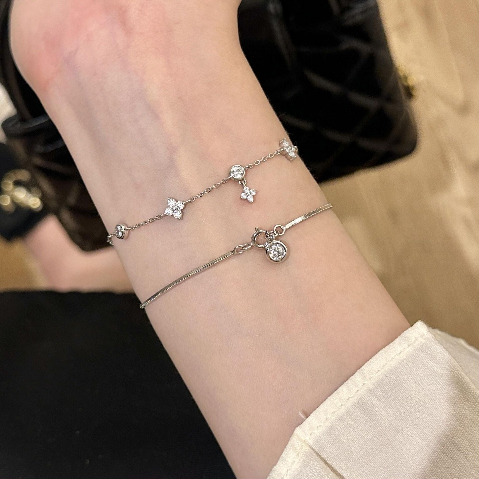 Light Luxury Bubble-like Round-diamond Snake-chain Bracelet In Sterling Silver