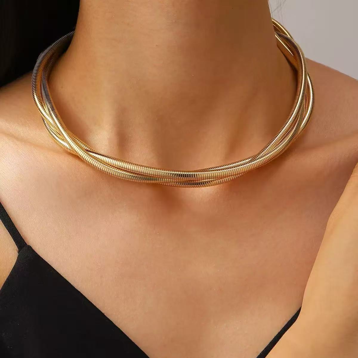 European And American-style Personalized Multi-layer Elastic Snake-chain Twist Necklace