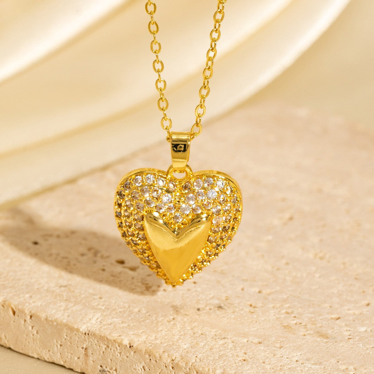 Light-luxury Vintage Micro-pave Zircon Heart Sweater Chain