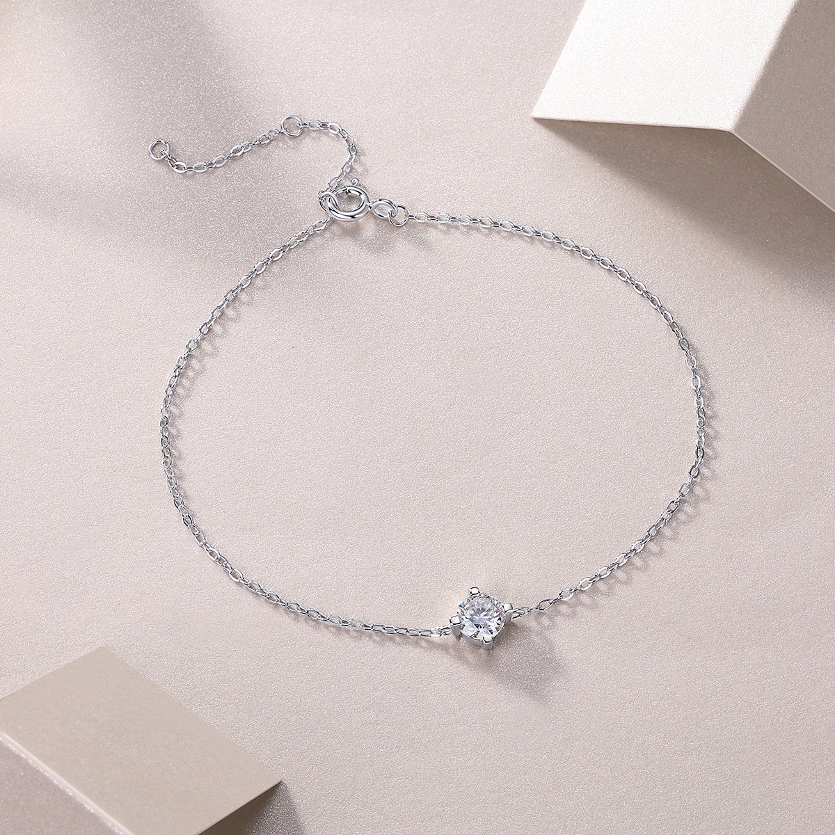Cross-linked Bracelet - Set With Top-quality Moissanite, A Luxurious And Fashionable Light Luxury Jewelry Silver Bracelet, S925 Silver-plated Platinum
