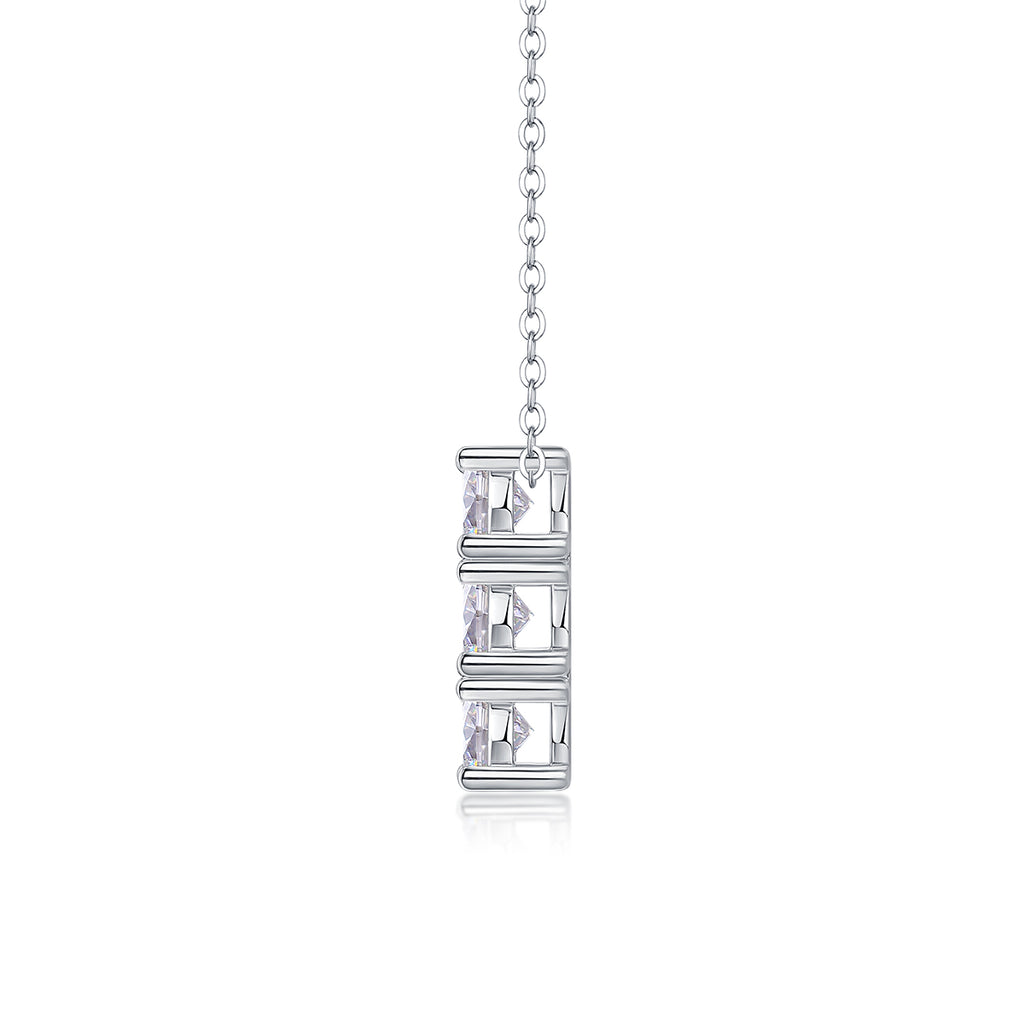 One-character Circle - A Fashionable And Light Luxury Jewelry Pendant Necklace Set With Top-quality Moissanite, S925 Silver Plated Platinum