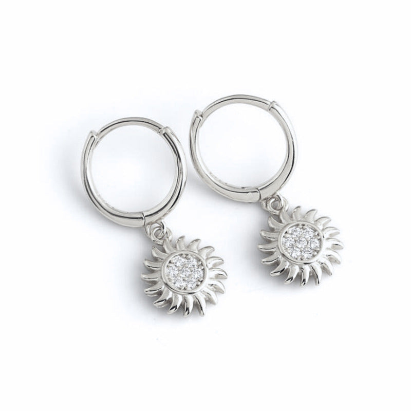 Diamond-inlaid Geometric Retro Style Earrings