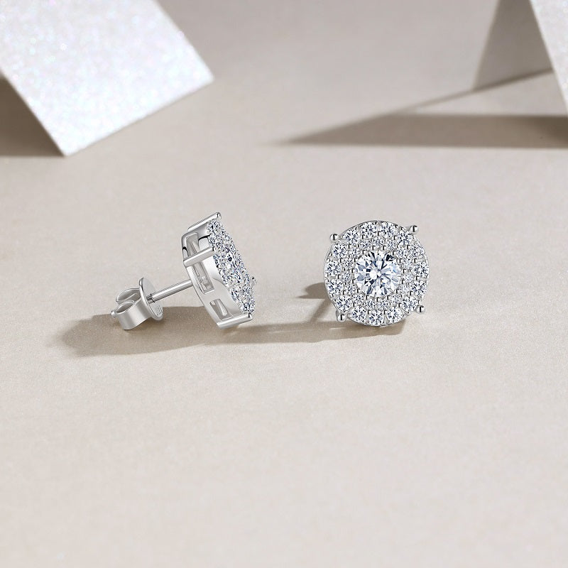 0.5-carat Luxury And Fashionable Light Luxury Jewelry Stud Earrings Set With Top-quality Moissanite, S925 Silver-plated Platinum