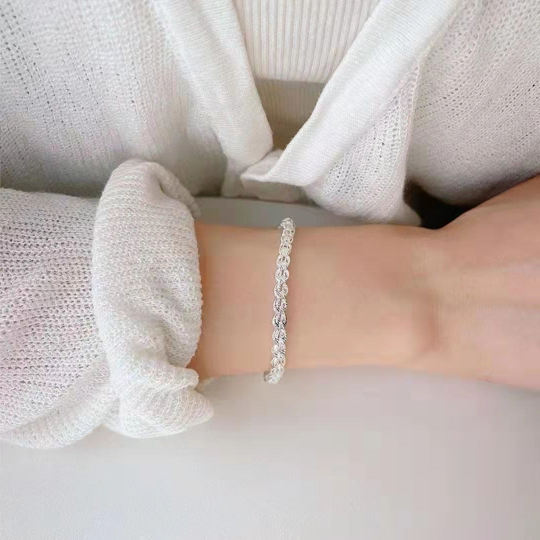 Stylish And Minimalist Alloy Bracelet For Women