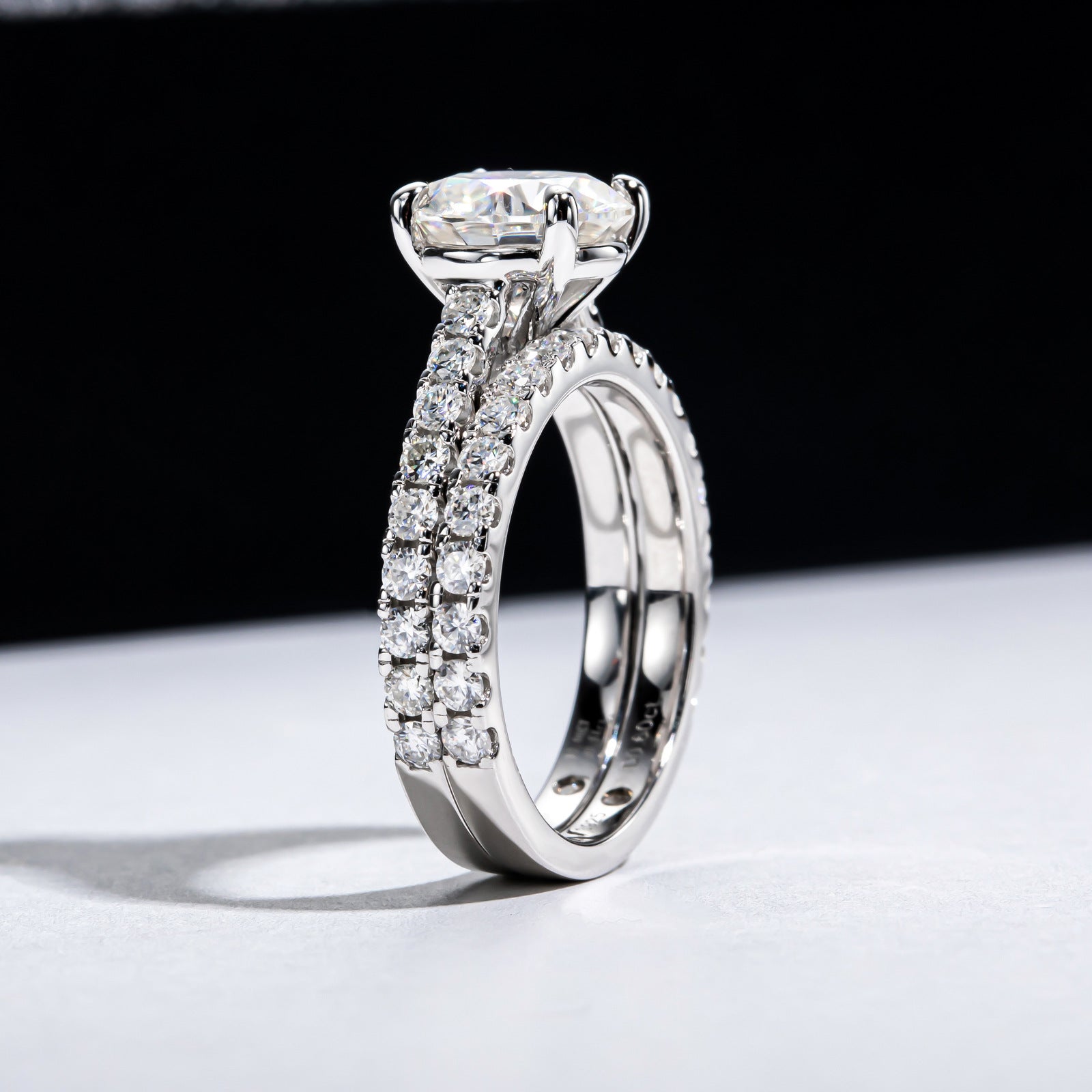 3-carat Moissanite Halo Ring Elegant, Versatile, And Subtly Luxurious
