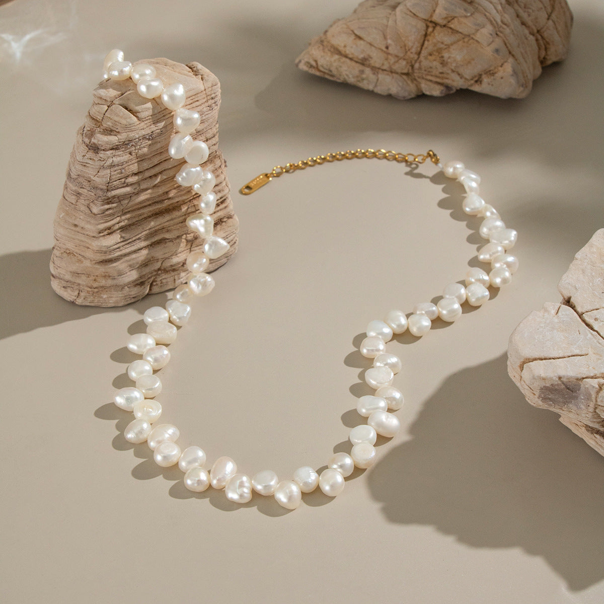Retro Natural Baroque Freshwater Pearl Beaded Necklace