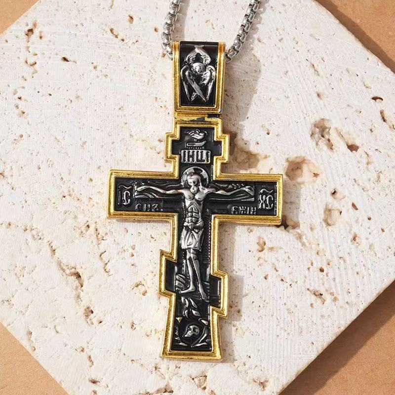Versatile Alloy Pendant With A Distinctive Necklace