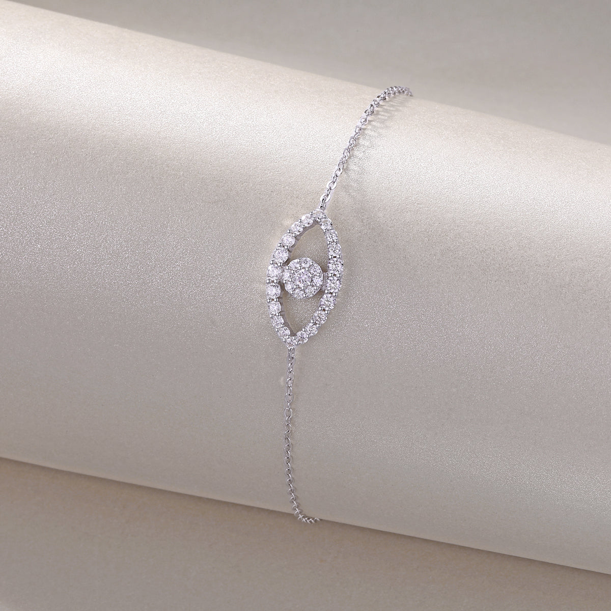 Wish Fairy - A Fashionable And Light Luxury Jewelry Silver Bracelet And Bracelet Set With Top-quality Moissanite, S925 Silver Electroplated Platinum
