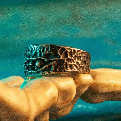 Mingqi Ring European And American Retro Dark Heavy-Aged Skull Wide Index Finger Ring, Unisex Gothic Style Ring
