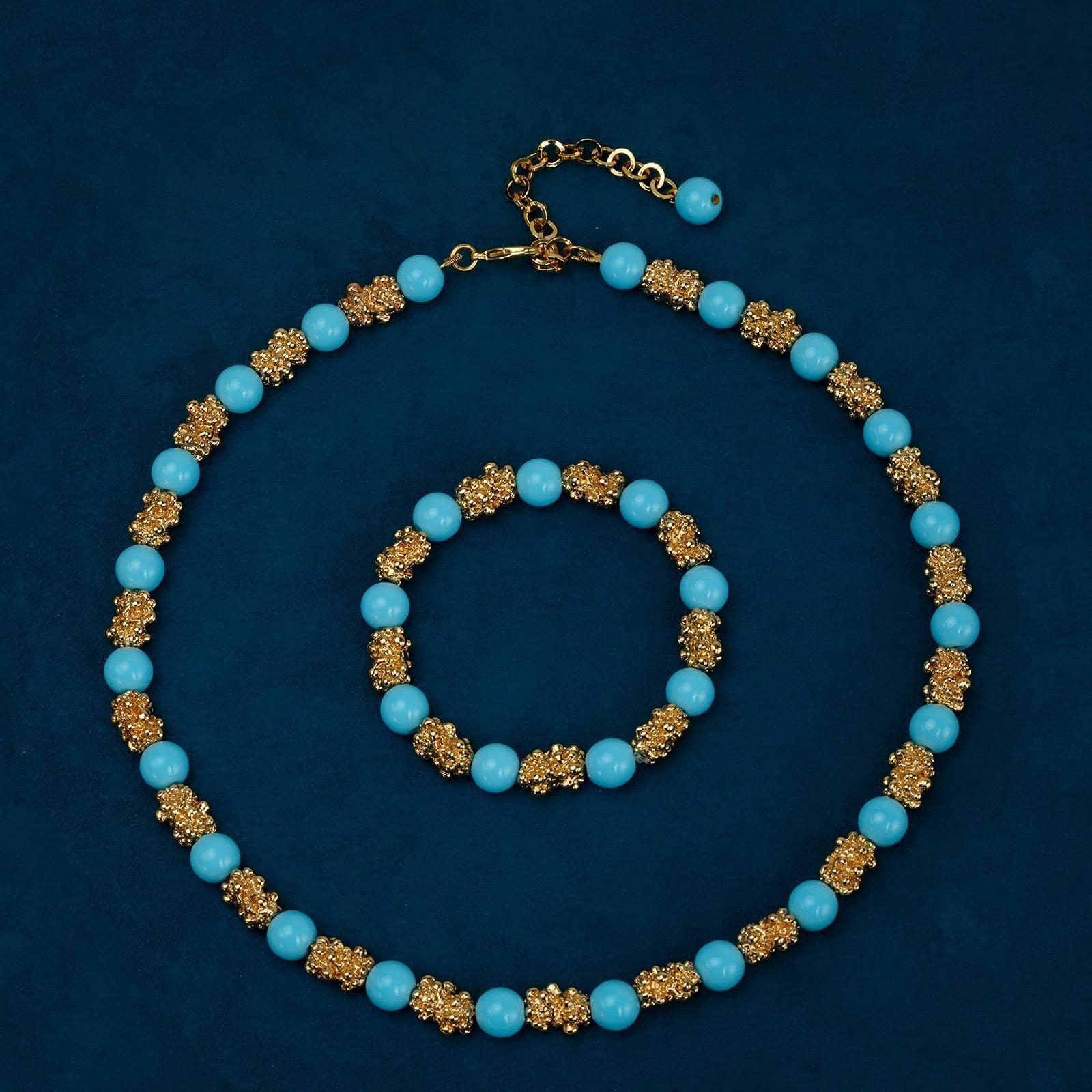 Fashionable Versatile Artsy Retro Bracelet Necklace Set