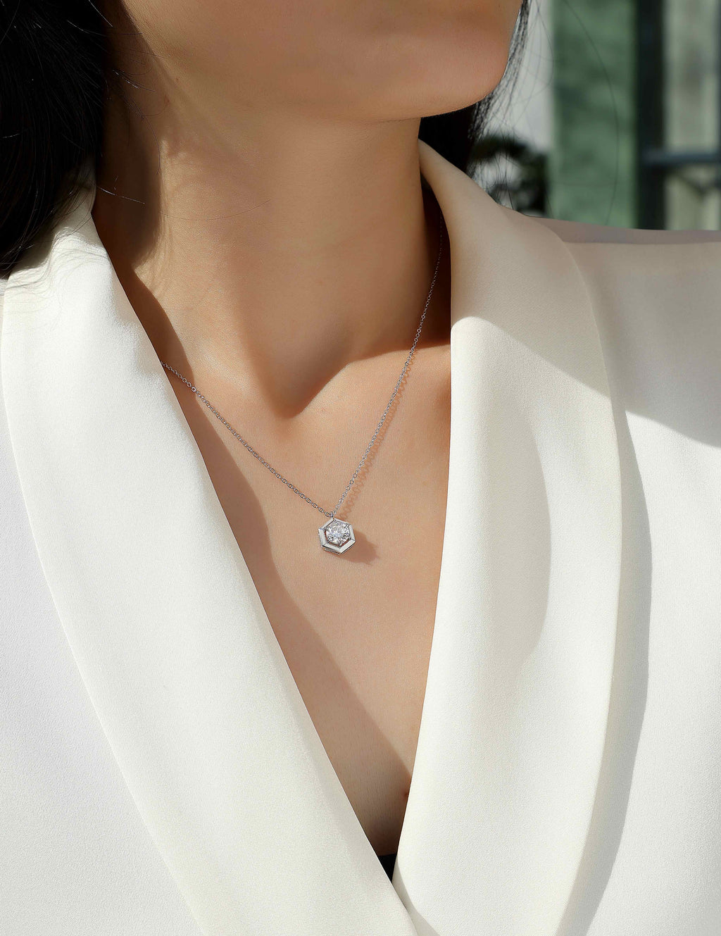 A Fraction Of A Fraction - Top-quality Moissanite Fashionable Light Luxury Jewelry Silver Pendant Necklace S925 Silver Plated Platinum