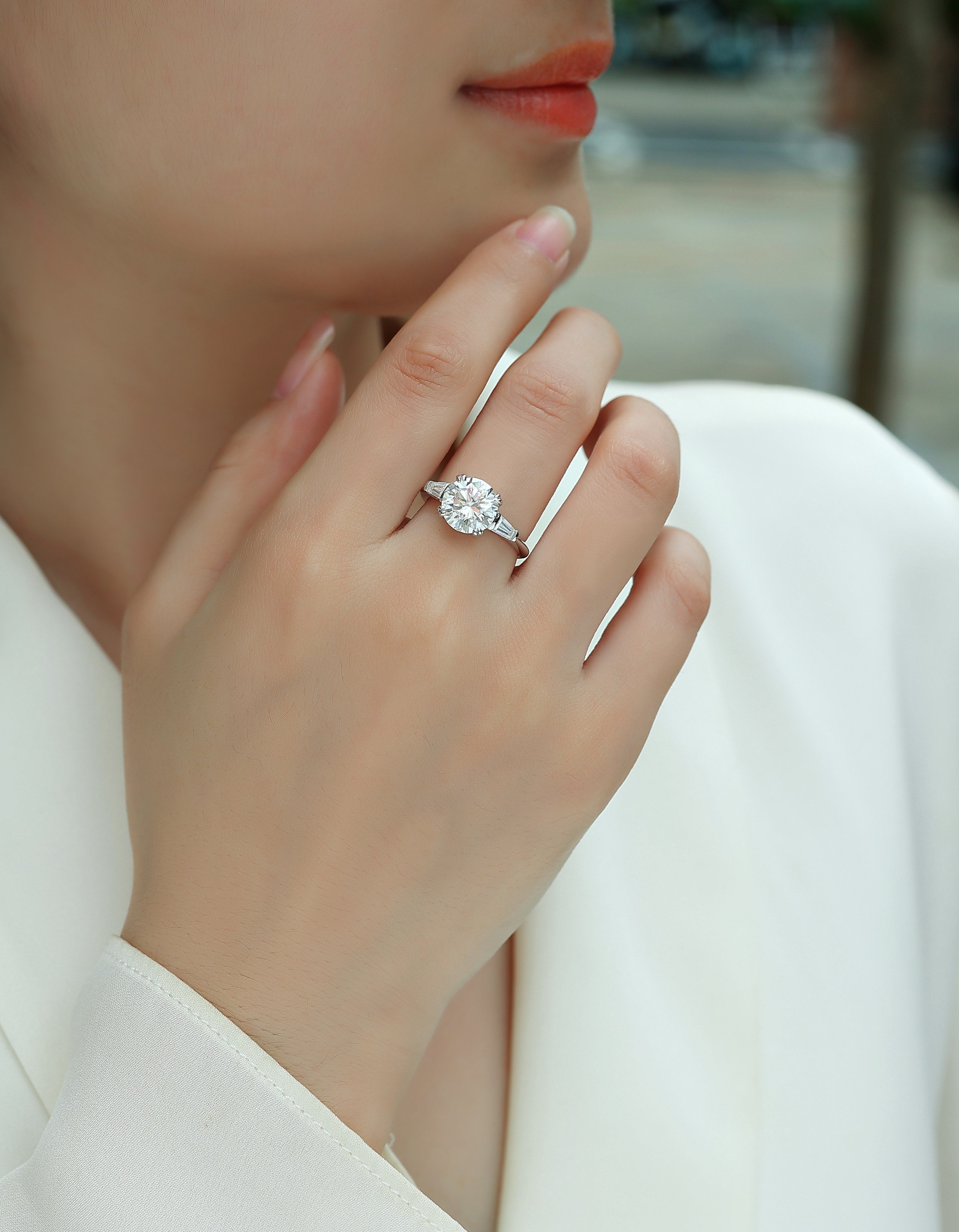 The Glorious Path - A Wedding Ring Set With Top-quality Octagonal Moissanite S925 In Silver And Platinum-plated. The Ring Can Be Inspected With A Diamond Pen