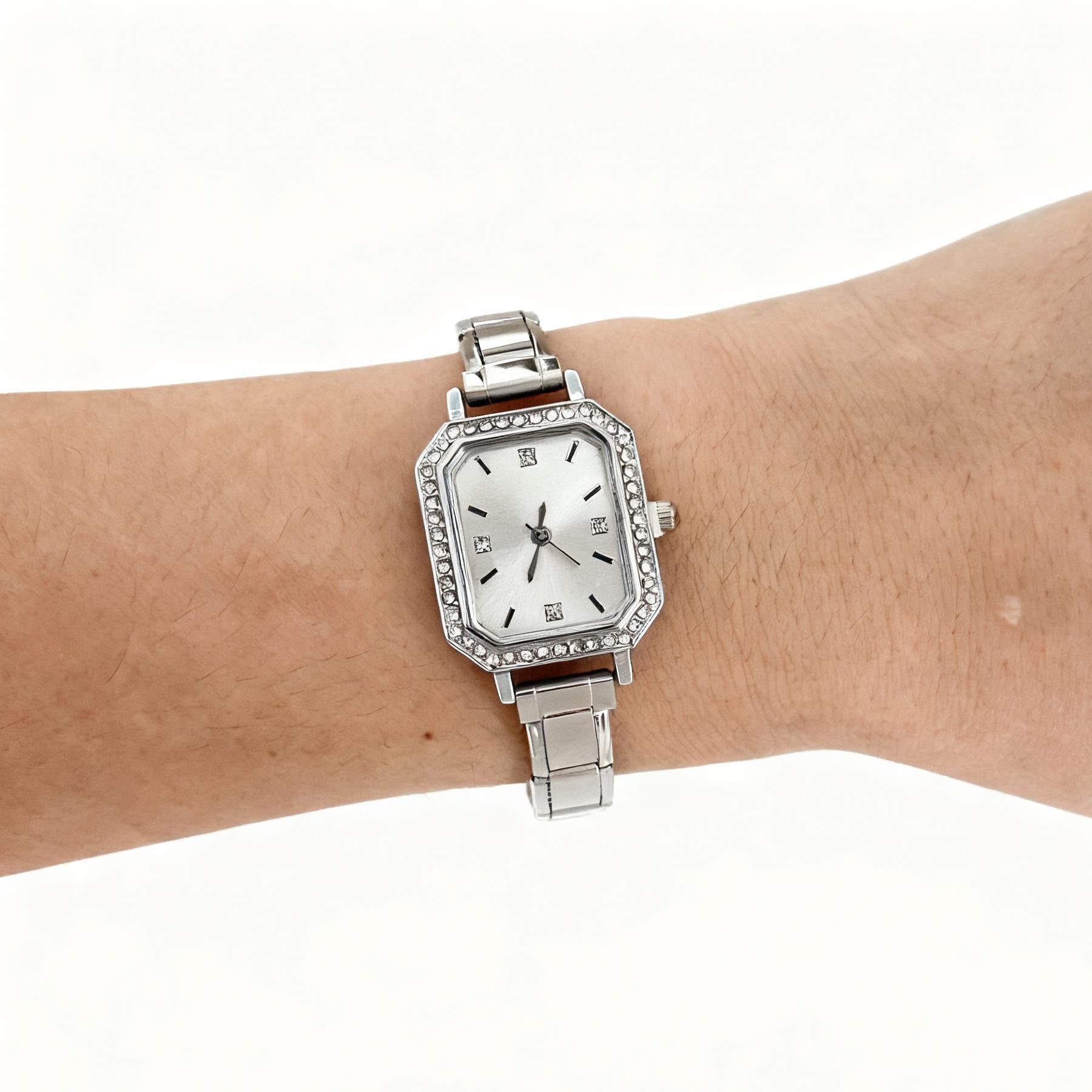 Stylish Square Watch For Women With A Chic Diamond-embellished DesignDIY Customizable