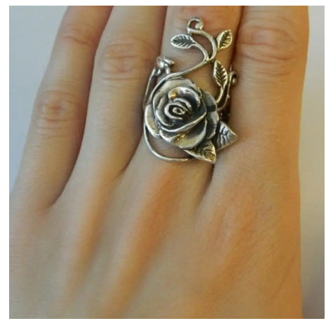 Womens Retro Rose Branch Vine Simple Statement Ring