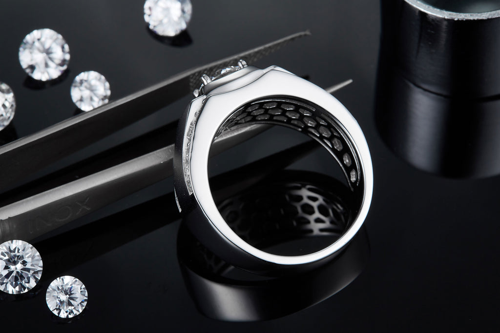Men's 1-carat Luxury And Fashionable Light Luxury Jewelry Silver Ring Set With Top-quality Moissanite, S925 Silver-plated Platinum