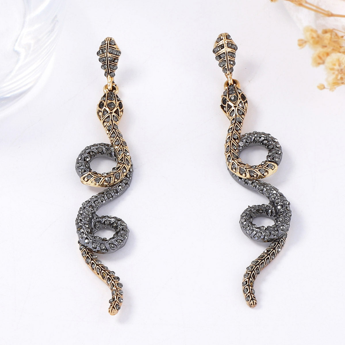 Trendy Retro Snake-shaped Earrings For Women