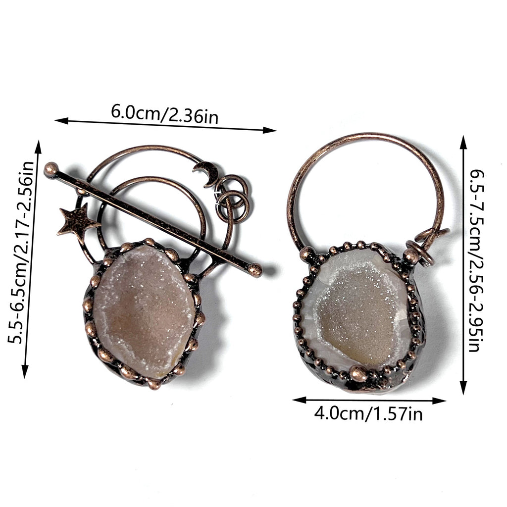 Exaggerated Niche Bronze Sweater Chain Pendant