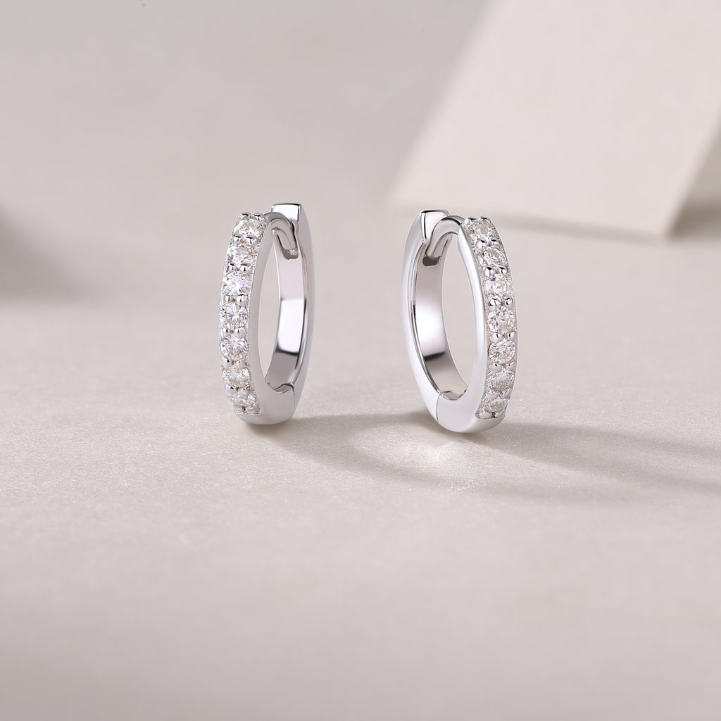Ding Ding - A Fashionable And Trendy Accessory Set With Top-quality Moissanite S925 Silver And Platinum-plated Stud Earrings. The Gold Rose Gold Color Can Be Detected By A Diamond Pen