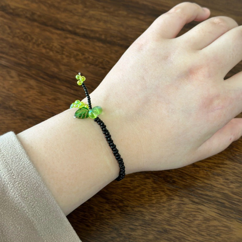 Green Beaded Natural Plant-Style Bracelet And Earrings