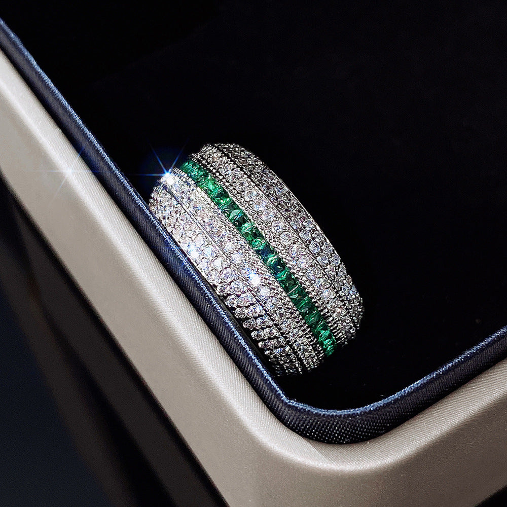 Affordable Luxury Contrasting Colors Zircon Ring For Fashion-Forward Couples With A Unique Refined Vibe