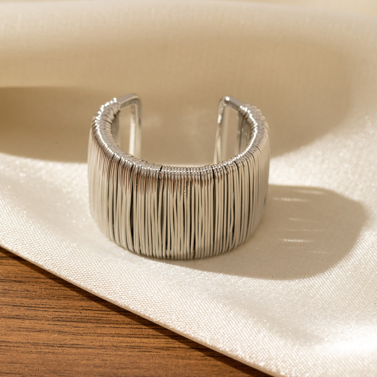 New Metallic-style Personalized Open Ring