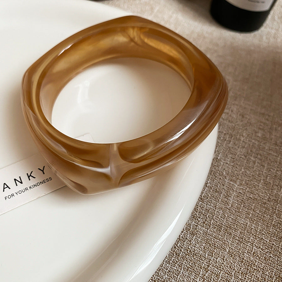 Dopamine-inspired Geometric Resin Bracelet