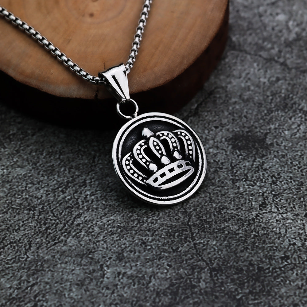 Fashionable And Unique Nordic Viking Pendant In A Crown Design