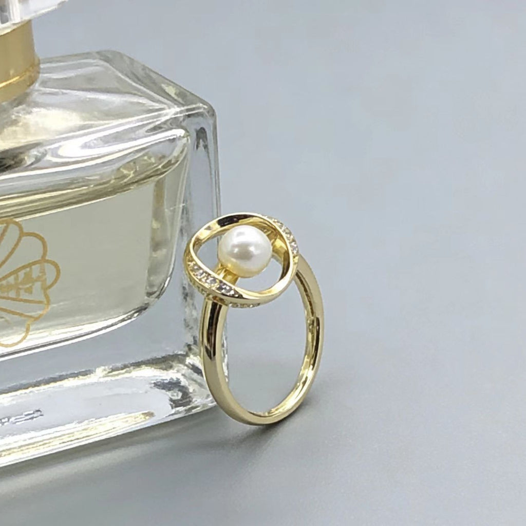 French-style Vintage Light-luxury Ring With A Delicate Openwork Design