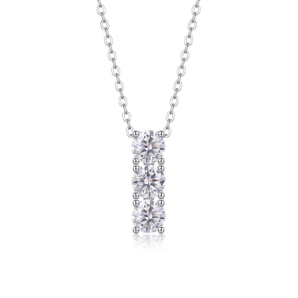 One-character Circle - A Fashionable And Light Luxury Jewelry Pendant Necklace Set With Top-quality Moissanite, S925 Silver Plated Platinum